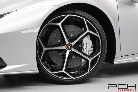 LAMBORGHINI Huracan EVO LP640-4