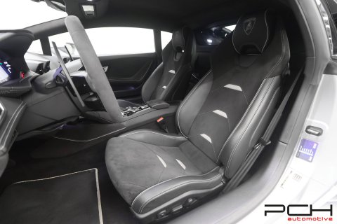 LAMBORGHINI Huracan EVO LP640-4