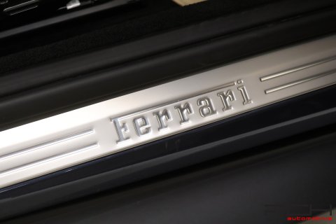 FERRARI Roma 3.9 V8 Bi-Turbo 620cv