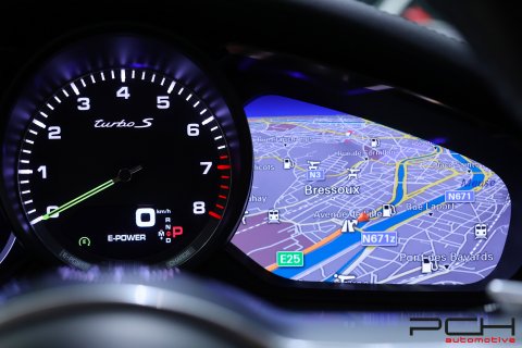 PORSCHE Panamera Turbo S E-Hybrid Sport Turismo 4.0 V8 Bi-Turbo 680cv PDK - FULL FULL OPTIONS -