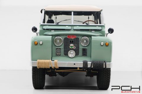 LAND ROVER Series IIA Cabriolet + Overdrive - FULLY FULLY RESTORED !!! -