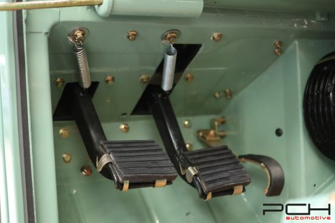 LAND ROVER Series IIA Cabriolet + Overdrive - FULLY FULLY RESTORED !!! -