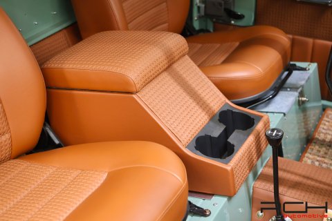 LAND ROVER Series IIA Cabriolet + Overdrive - FULLY FULLY RESTORED !!! -