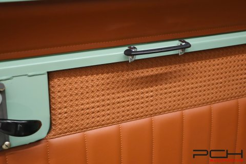 LAND ROVER Series IIA Cabriolet + Overdrive - FULLY FULLY RESTORED !!! -
