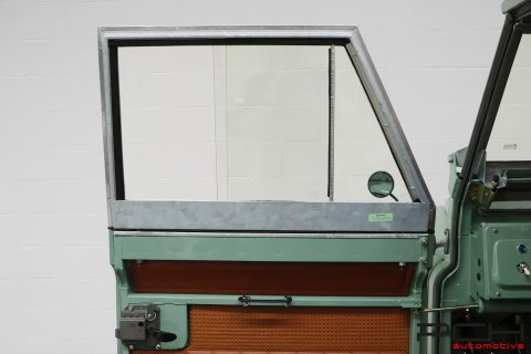 LAND ROVER Series IIA Cabriolet + Overdrive - FULLY FULLY RESTORED !!! -