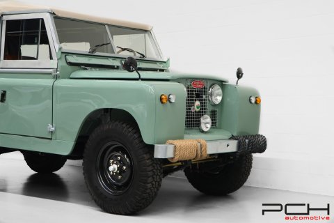LAND ROVER Series IIA Cabriolet + Overdrive - FULLY FULLY RESTORED !!! -