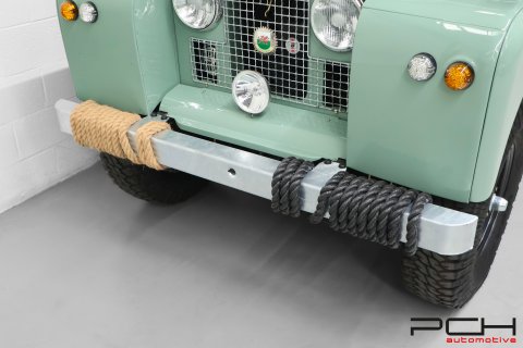 LAND ROVER Series IIA Cabriolet + Overdrive - FULLY FULLY RESTORED !!! -