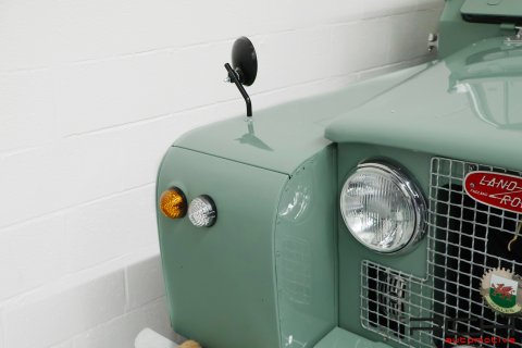 LAND ROVER Series IIA Cabriolet + Overdrive - FULLY FULLY RESTORED !!! -