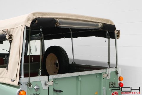 LAND ROVER Series IIA Cabriolet + Overdrive - FULLY FULLY RESTORED !!! -