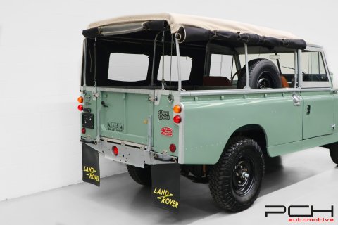 LAND ROVER Series IIA Cabriolet + Overdrive - FULLY FULLY RESTORED !!! -