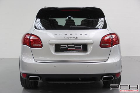 PORSCHE Cayenne S 4.2 D Bi-Turbo V8 382cv Tiptronic S