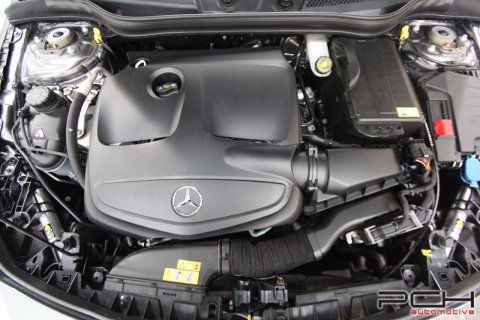 MERCEDES-BENZ CLA 180 122cv 7G-DCT Automatique **FULL OPTIONS!!!**