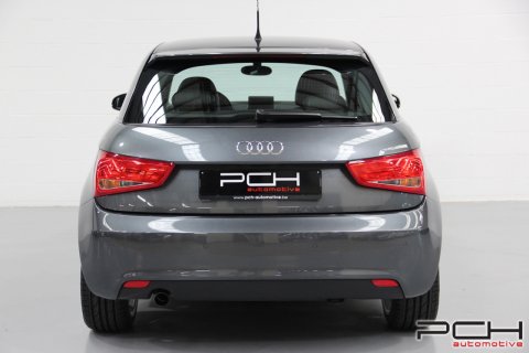 AUDI A1 1.6 TDi 105cv Attraction