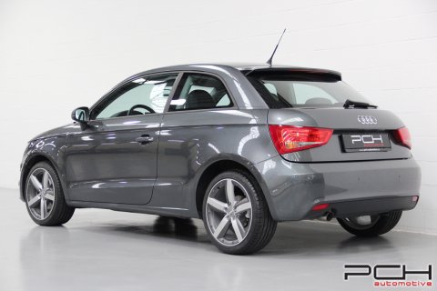 AUDI A1 1.6 TDi 105cv Attraction