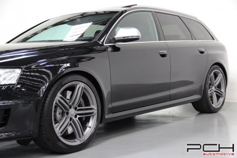 AUDI RS6 plus 5.0i Bi-Turbo V10 FSI 580cv Quattro Tiptronic