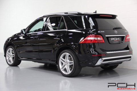 MERCEDES-BENZ ML 250 CDi 204cv BlueTEC 4-Matic **AMG-LINE**