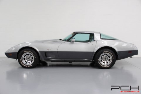 CHEVROLET Corvette C3 5.7i V8 