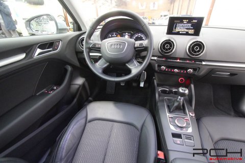 AUDI A3 1.6 TDi 110cv S-Line