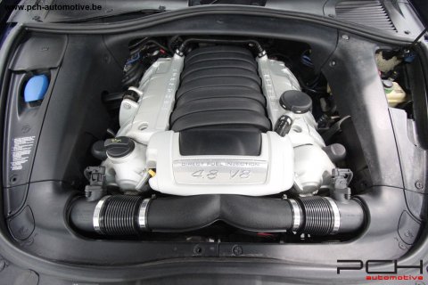 PORSCHE Cayenne S 4.8 V8 