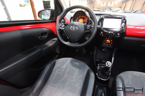 TOYOTA Aygo 1.0i VVT-i x-wave