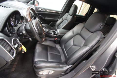 PORSCHE Cayenne S 4.2 D Bi-Turbo V8 382cv Tiptronic S