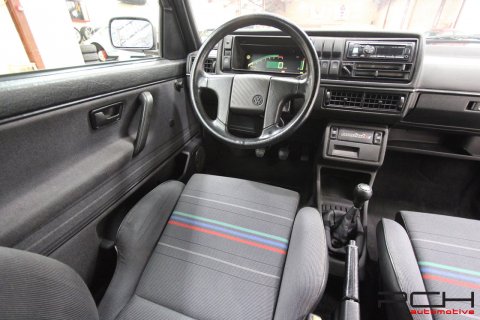 VOLKSWAGEN Golf GTI 1.8 16 Soupapes 