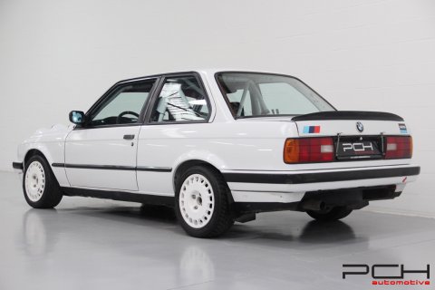 BMW 325 i Challenge 200cv