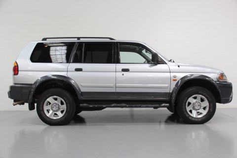 MITSUBISHI Pajero Sport 2.5 Turbo D GLS