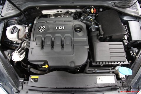 VOLKSWAGEN Golf VII 1.6 CR TDi 105cv R-Line