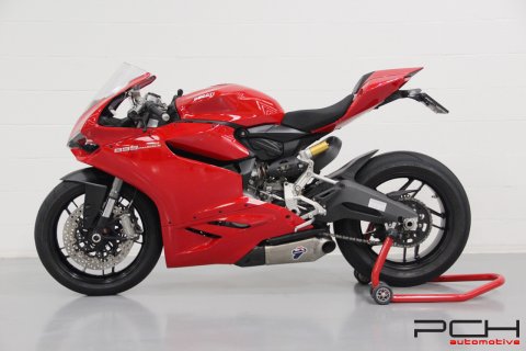 MOTOS-BIKES DUCATI SuperBike 899 Panigale