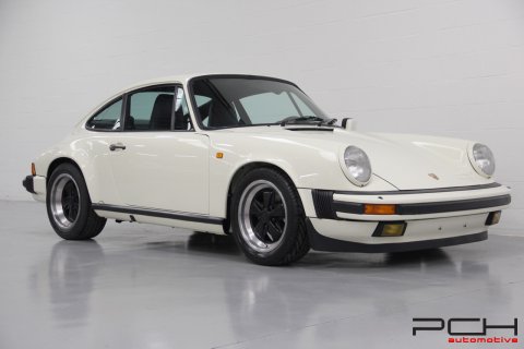 PORSCHE 911 Carrera 3.2 Coupé