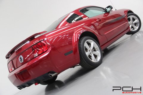 FORD Mustang GT/CS 4.6 V8 306cv Boîte Manuelle