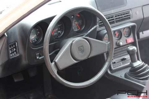 PORSCHE 924 Boîte 4 (1er Série)