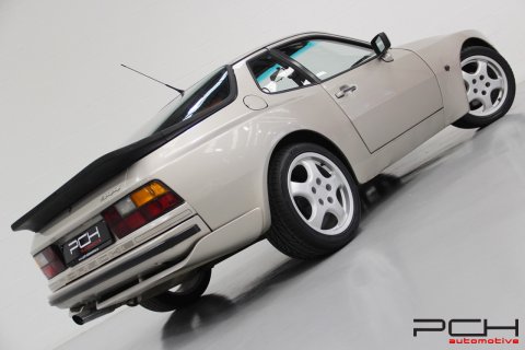 PORSCHE 944 2.5i 163cv