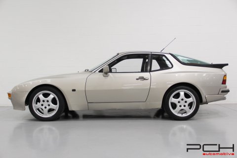 PORSCHE 944 2.5i 163cv