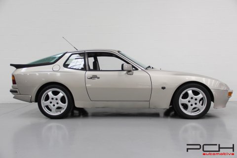 PORSCHE 944 2.5i 163cv