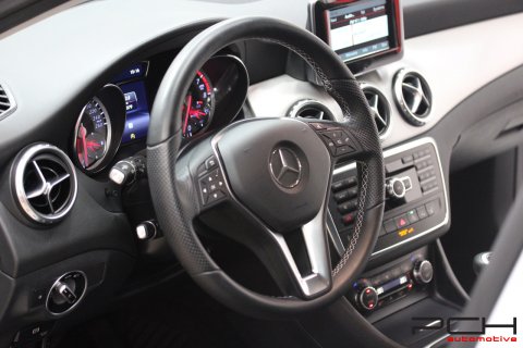 MERCEDES-BENZ GLA 180 122cv Adventure Edition