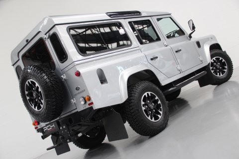 LAND ROVER Defender 110 TD4 SE