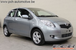 TOYOTA Yaris 1.3i VVT-i 16v Sol Automatique