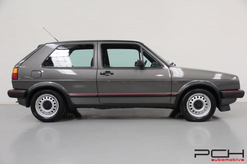 VOLKSWAGEN Golf GTi 1.8 8S 