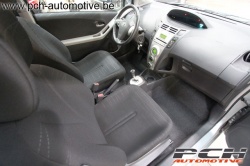 TOYOTA Yaris 1.3i VVT-i 16v Sol Automatique