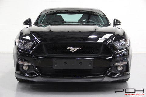 FORD Mustang Fastback 5.0 V8 GT 420cv Boîte Manuelle