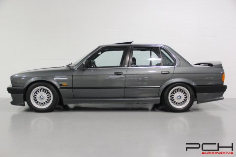 BMW 320is 