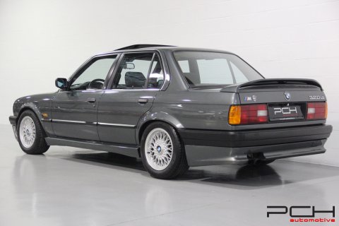 BMW 320is 