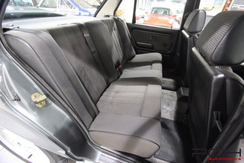 BMW 320is 