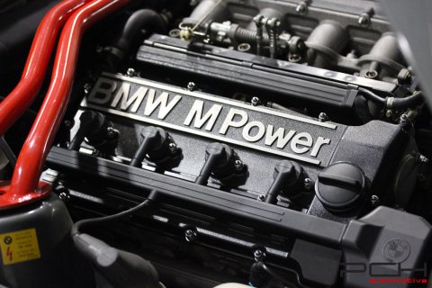 BMW 320is 