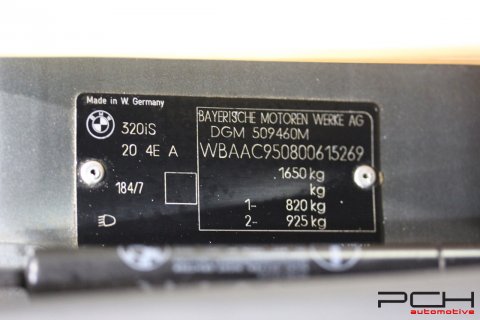 BMW 320is 