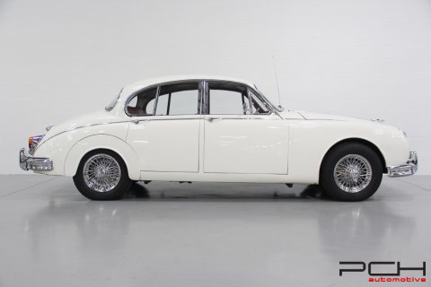 JAGUAR MK II 3.8 Boîte Manuelle 4 Vitesses + Overdrive