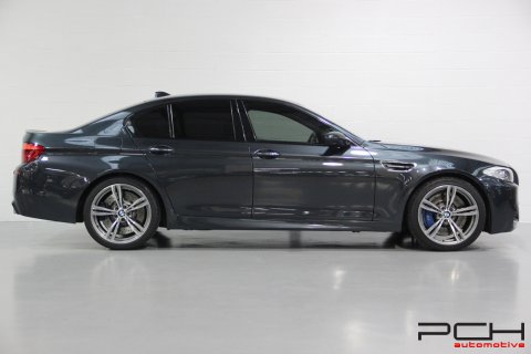 BMW M5 4.4 V8 560cv DKG 