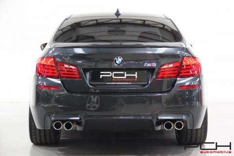 BMW M5 4.4 V8 560cv DKG 